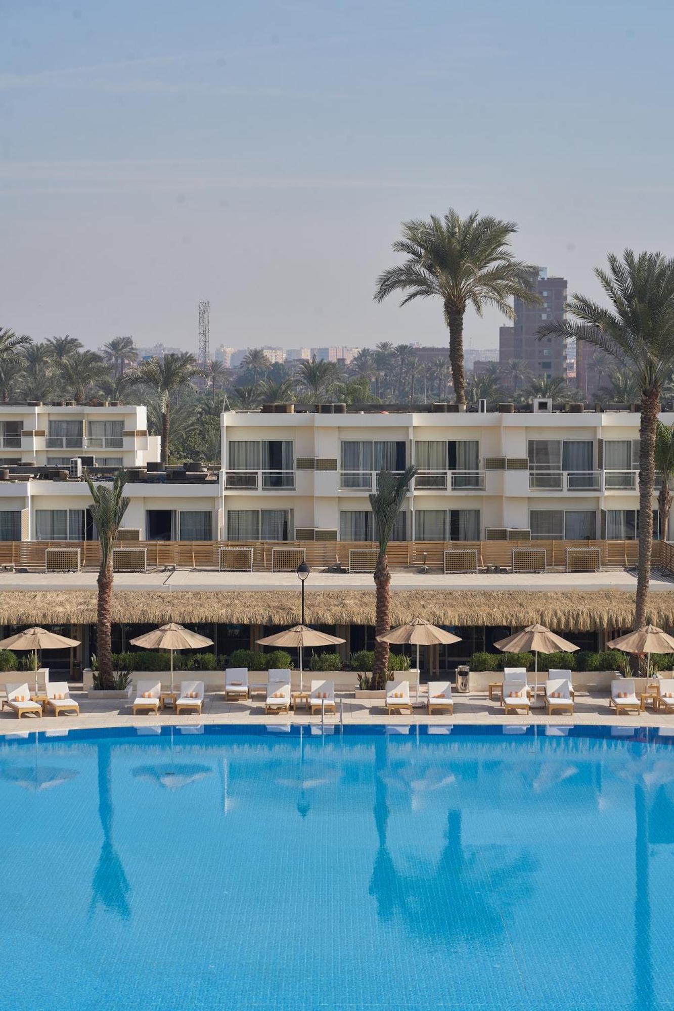 מלון Pyramids Park Cairo 4*